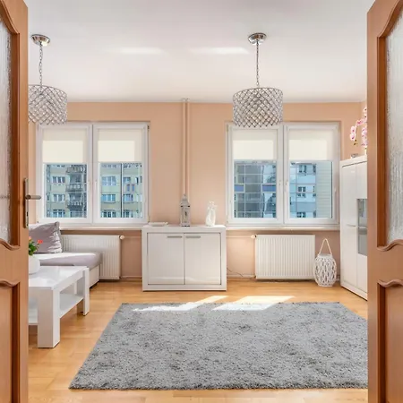 Rose In By Renters * كولوبرزيغ